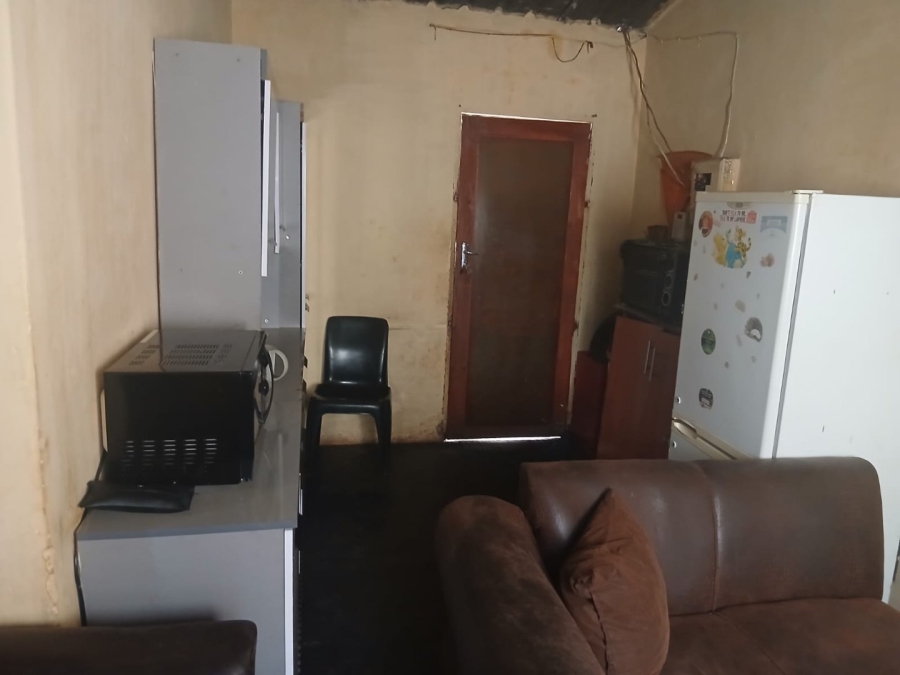 1 Bedroom Property for Sale in Rondebult Gauteng