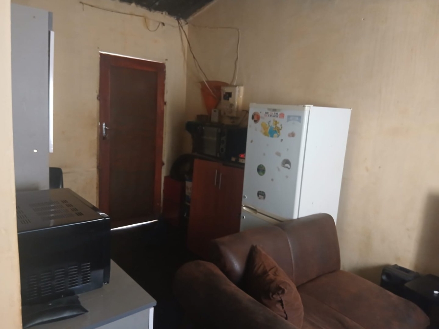 1 Bedroom Property for Sale in Rondebult Gauteng