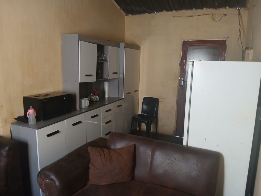 1 Bedroom Property for Sale in Rondebult Gauteng