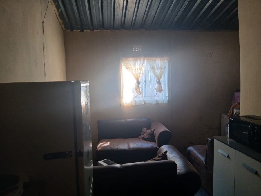 1 Bedroom Property for Sale in Rondebult Gauteng
