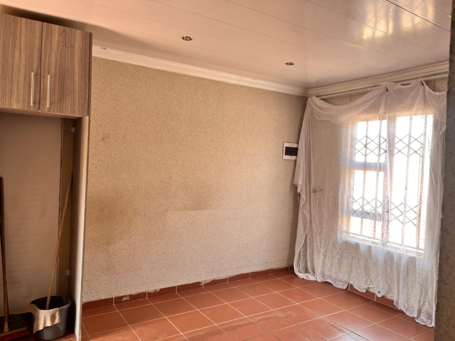 To Let 2 Bedroom Property for Rent in Savanna City Gauteng