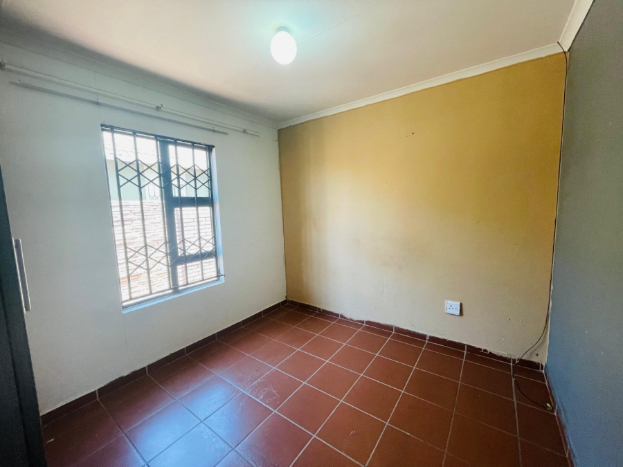 To Let 2 Bedroom Property for Rent in Savanna City Gauteng