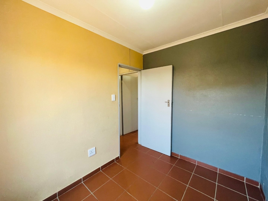 To Let 2 Bedroom Property for Rent in Savanna City Gauteng