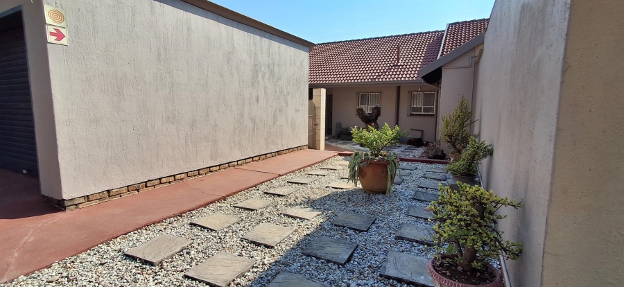 3 Bedroom Property for Sale in Pretoria North Gauteng