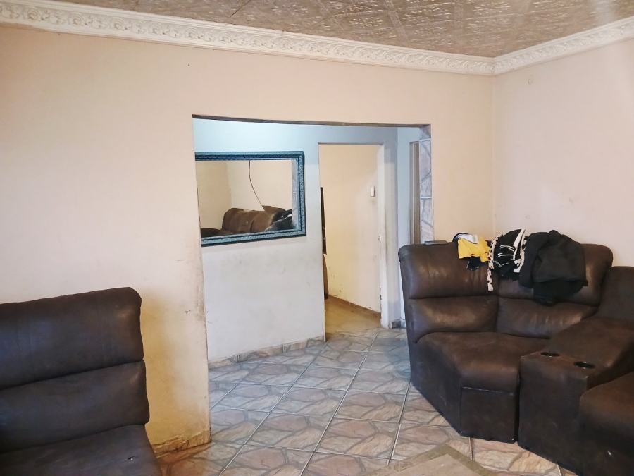  Bedroom Property for Sale in Kingsway Gauteng