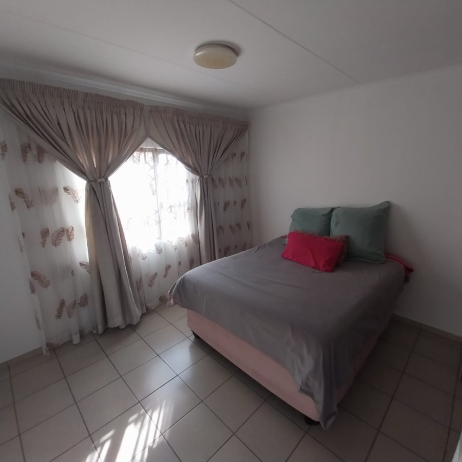 3 Bedroom Property for Sale in Brentwood Park AH Gauteng