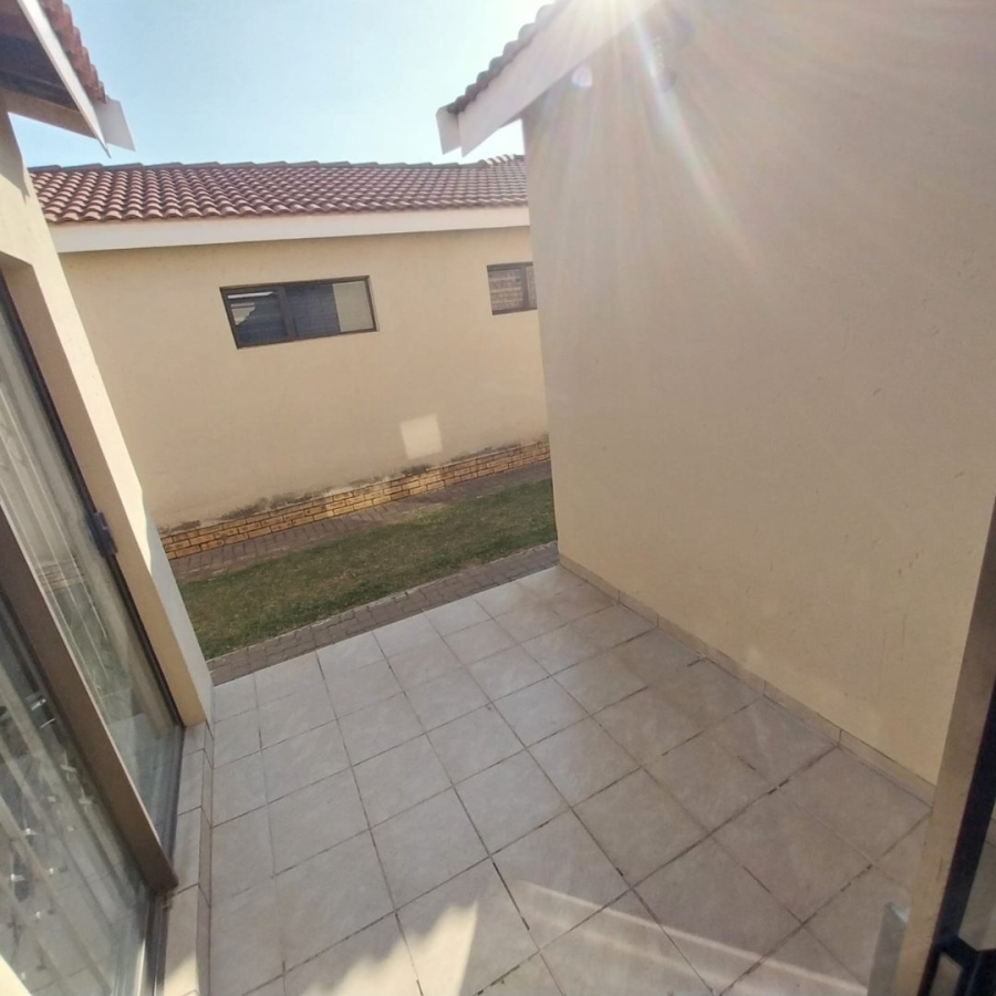 3 Bedroom Property for Sale in Brentwood Park AH Gauteng