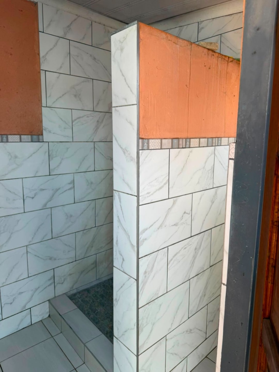 1 Bedroom Property for Sale in Chris Hani Gauteng