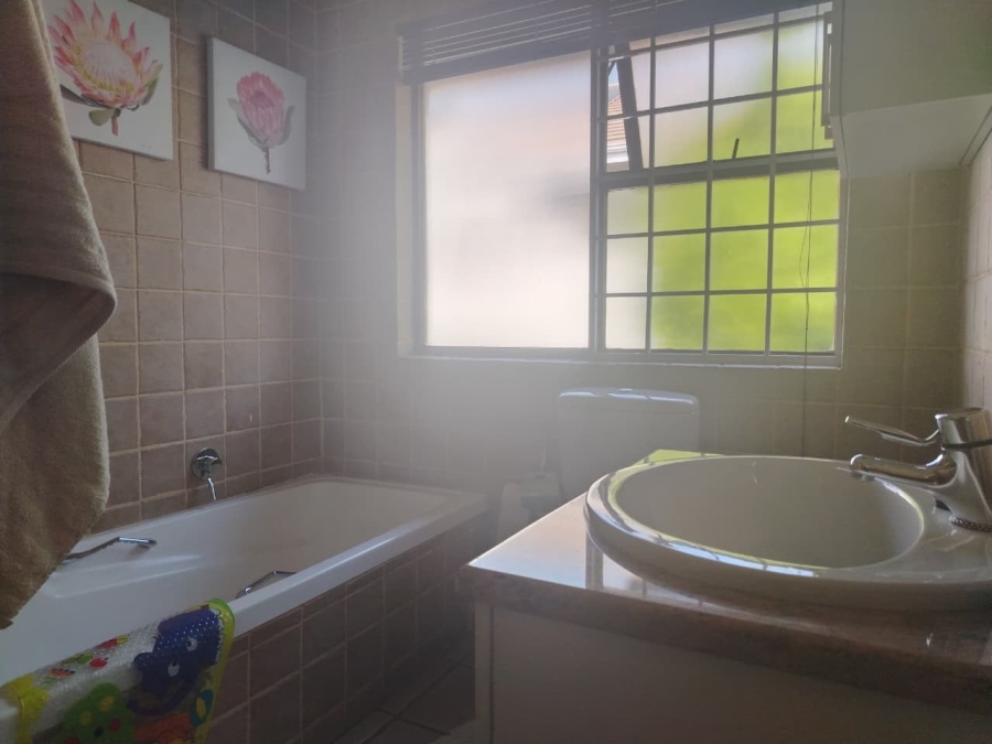 3 Bedroom Property for Sale in Bedford Gardens Gauteng