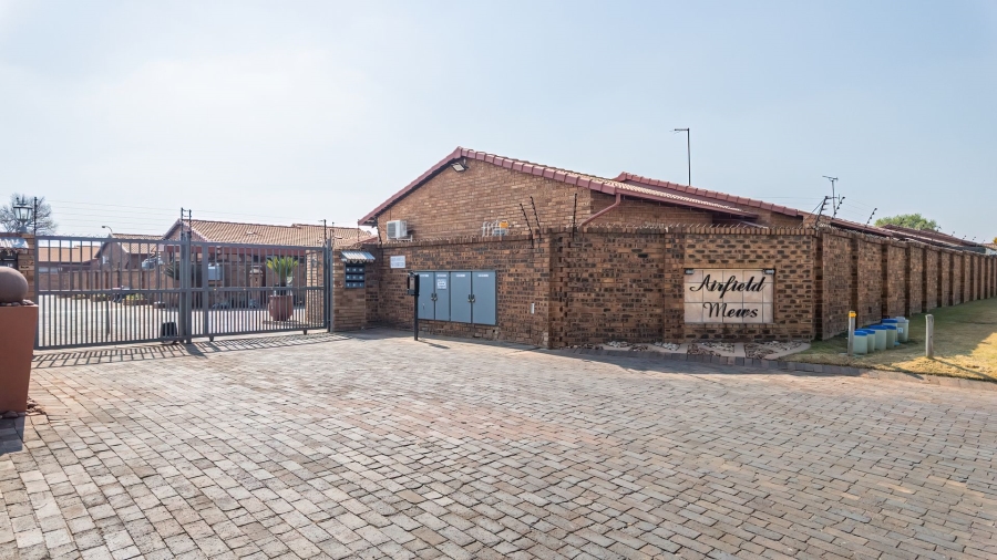 3 Bedroom Property for Sale in Dal Fouche Gauteng