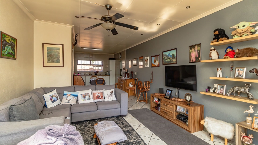 3 Bedroom Property for Sale in Dal Fouche Gauteng