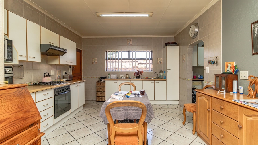 3 Bedroom Property for Sale in Dal Fouche Gauteng