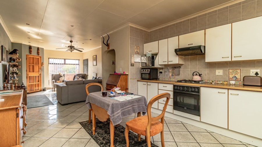 3 Bedroom Property for Sale in Dal Fouche Gauteng
