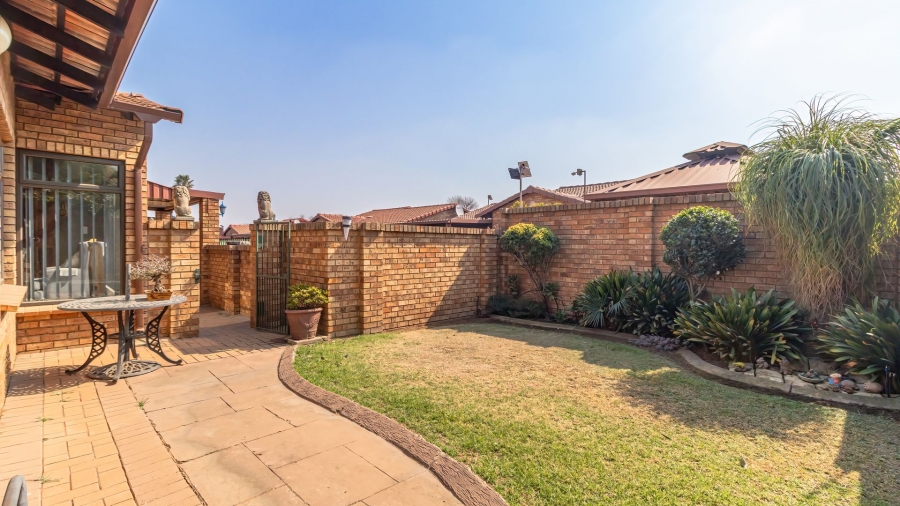 3 Bedroom Property for Sale in Dal Fouche Gauteng