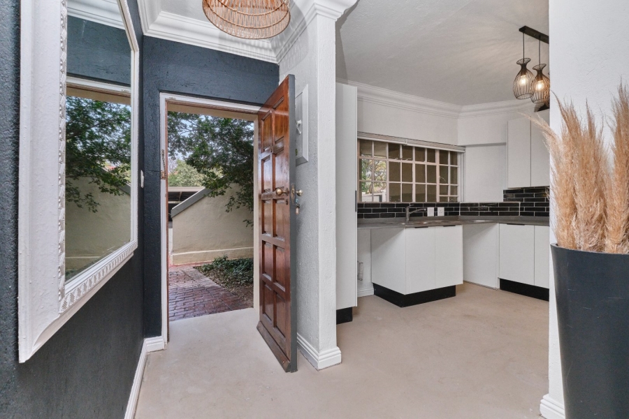 2 Bedroom Property for Sale in Bryanston Gauteng