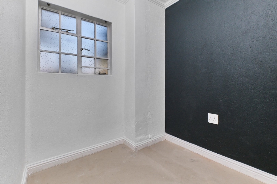 2 Bedroom Property for Sale in Bryanston Gauteng