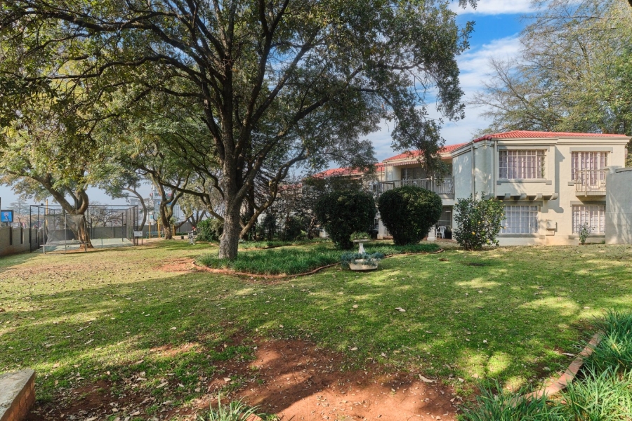 2 Bedroom Property for Sale in Bryanston Gauteng