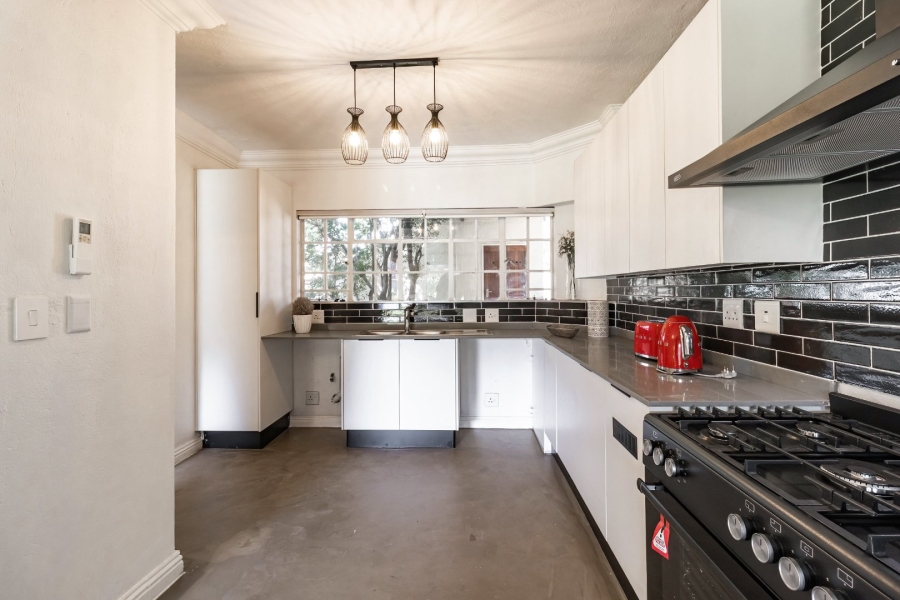 2 Bedroom Property for Sale in Bryanston Gauteng