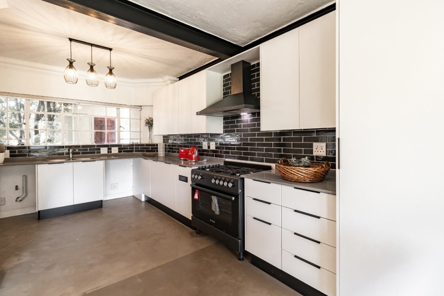 2 Bedroom Property for Sale in Bryanston Gauteng