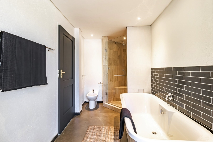 2 Bedroom Property for Sale in Bryanston Gauteng