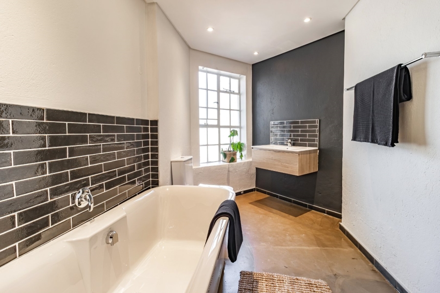2 Bedroom Property for Sale in Bryanston Gauteng