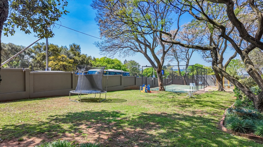 2 Bedroom Property for Sale in Bryanston Gauteng