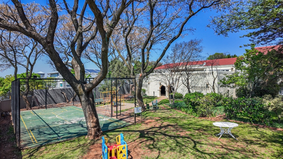 2 Bedroom Property for Sale in Bryanston Gauteng