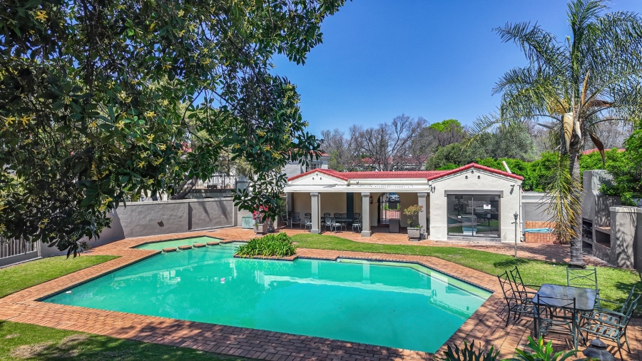 2 Bedroom Property for Sale in Bryanston Gauteng
