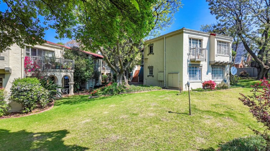 2 Bedroom Property for Sale in Bryanston Gauteng