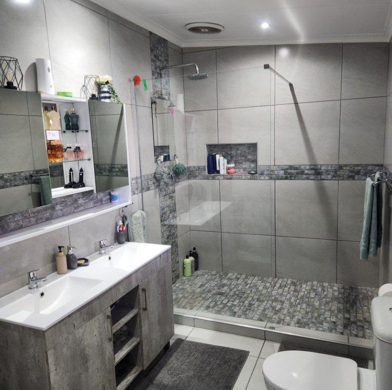 3 Bedroom Property for Sale in Homestead Gauteng
