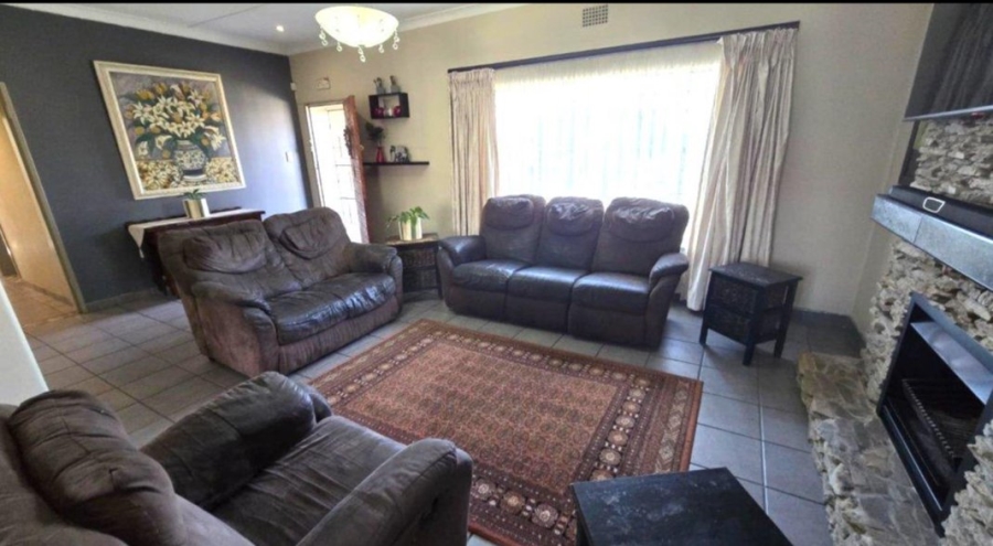 3 Bedroom Property for Sale in Homestead Gauteng