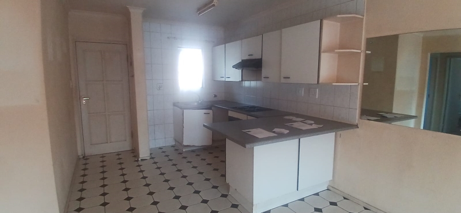 2 Bedroom Property for Sale in Oakdene Gauteng
