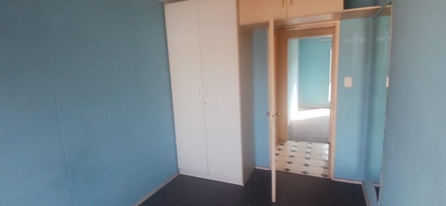 2 Bedroom Property for Sale in Oakdene Gauteng