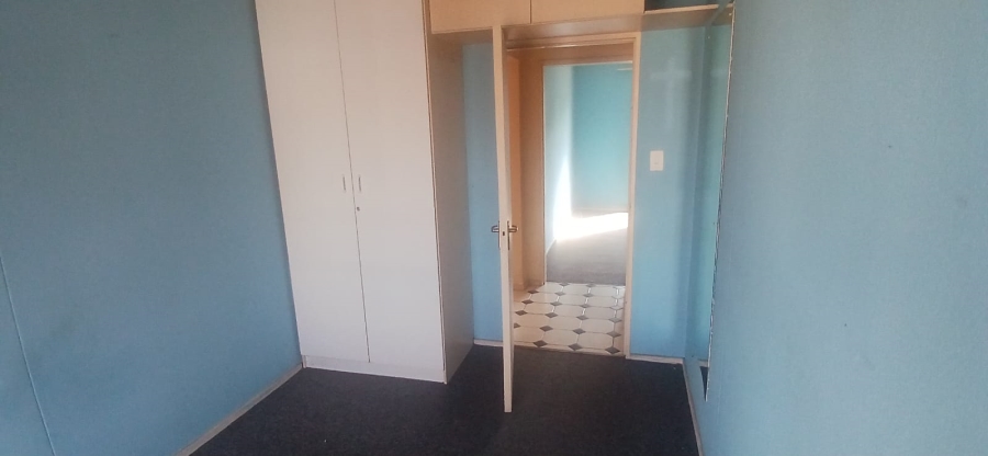 2 Bedroom Property for Sale in Oakdene Gauteng