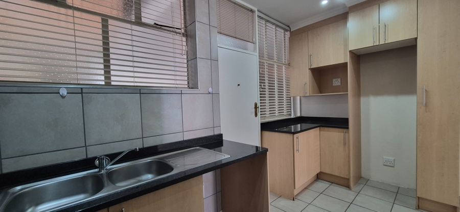 1 Bedroom Property for Sale in Illovo Gauteng