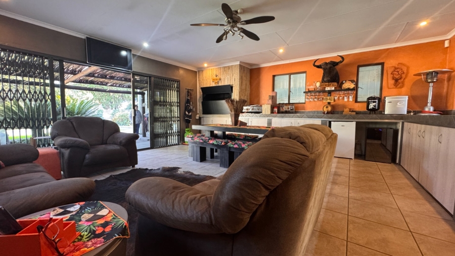 4 Bedroom Property for Sale in Three Rivers East Gauteng