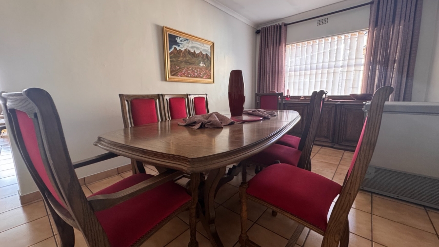 4 Bedroom Property for Sale in Three Rivers East Gauteng