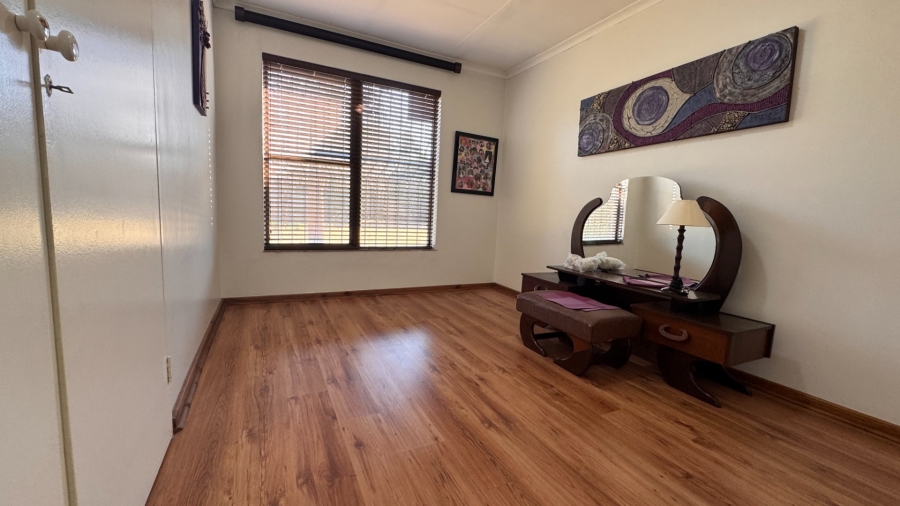 4 Bedroom Property for Sale in Three Rivers East Gauteng