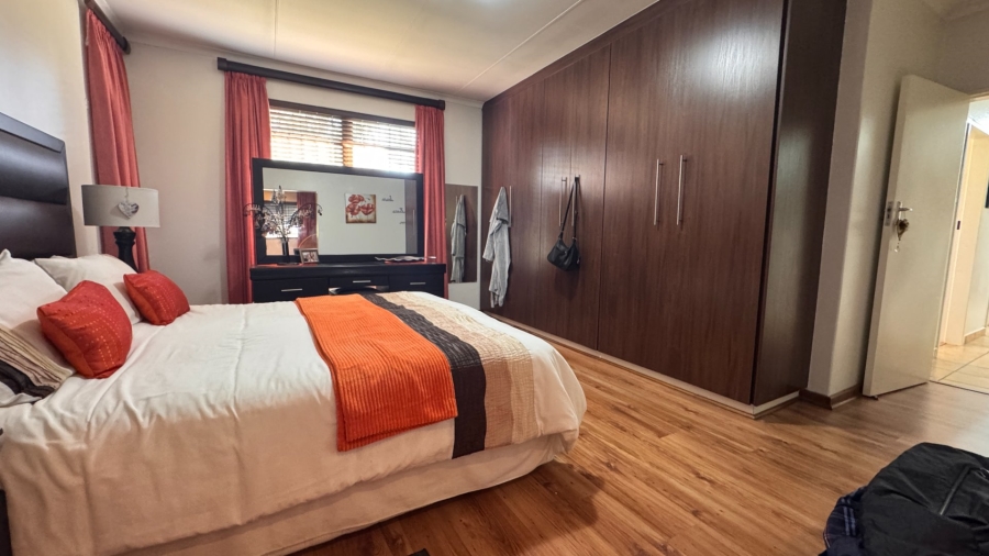 4 Bedroom Property for Sale in Three Rivers East Gauteng