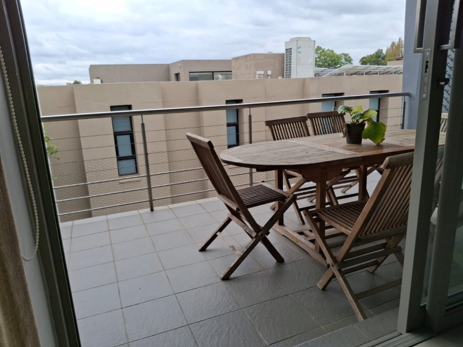 To Let  Bedroom Property for Rent in Oaklands Gauteng