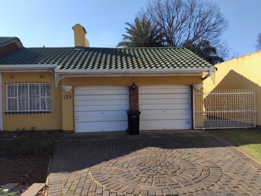 4 Bedroom Property for Sale in Kempton Park Ah Gauteng