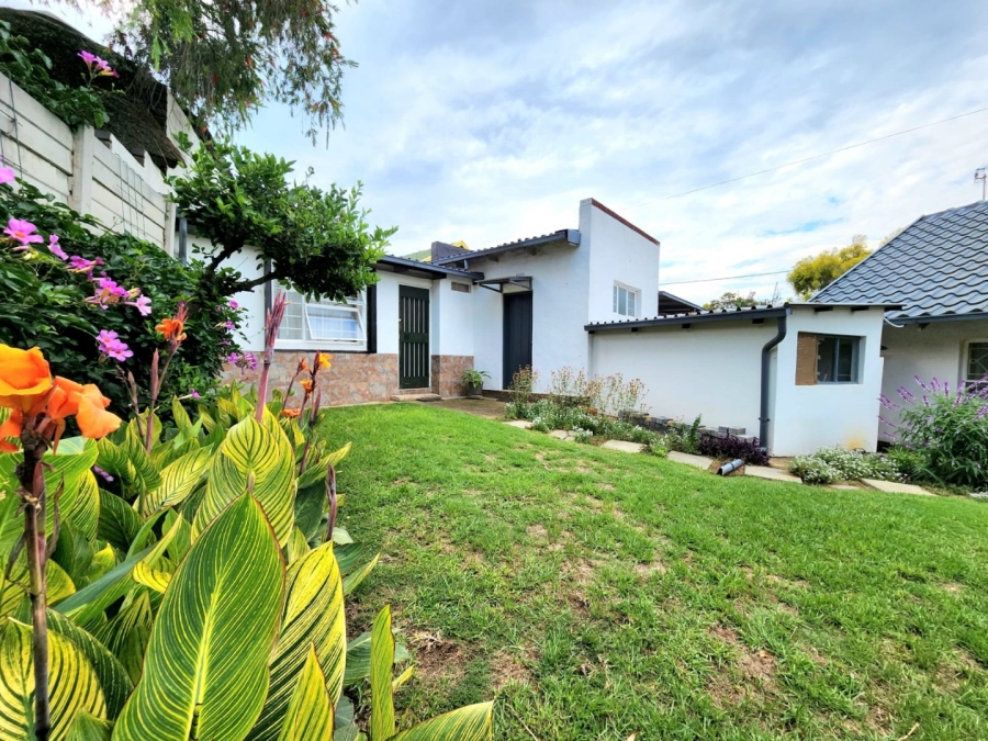 To Let 3 Bedroom Property for Rent in Mondeor Gauteng