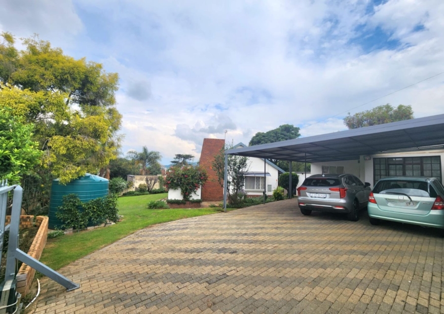 To Let 3 Bedroom Property for Rent in Mondeor Gauteng