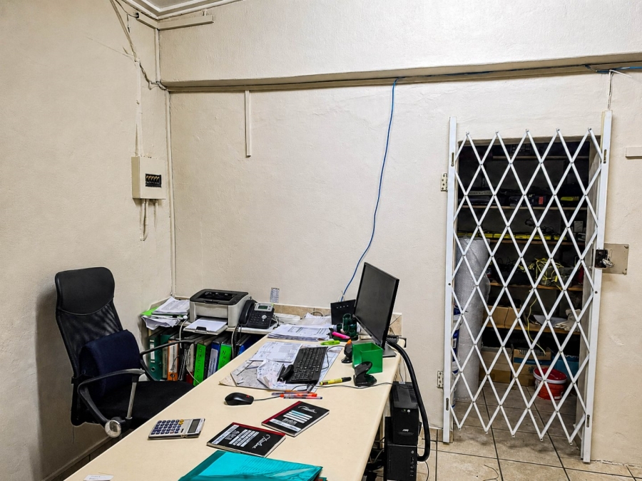 Commercial Property for Sale in Monavoni Gauteng