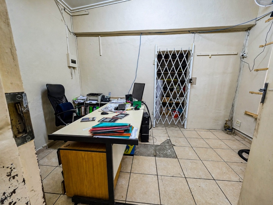 Commercial Property for Sale in Monavoni Gauteng