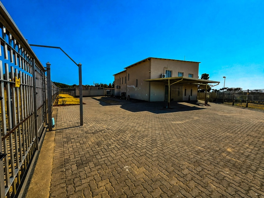 Commercial Property for Sale in Monavoni Gauteng