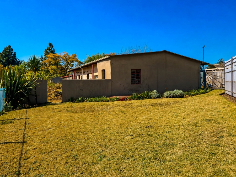 Commercial Property for Sale in Monavoni Gauteng