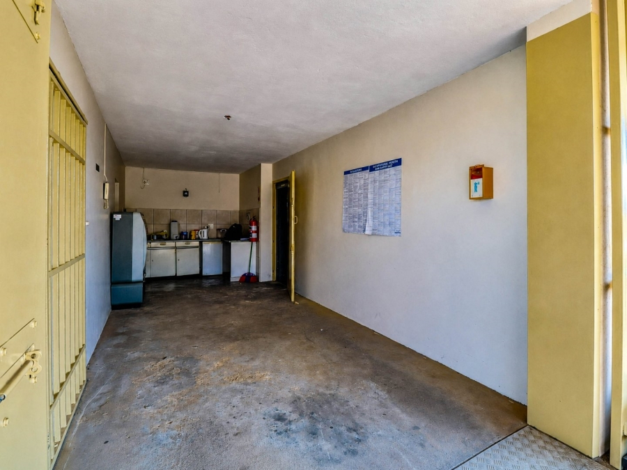 Commercial Property for Sale in Monavoni Gauteng
