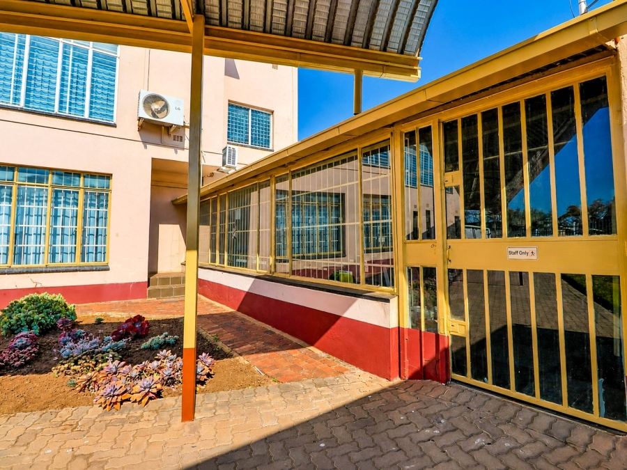 Commercial Property for Sale in Monavoni Gauteng