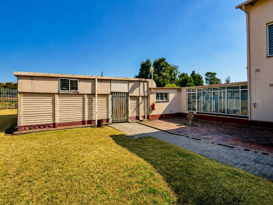 Commercial Property for Sale in Monavoni Gauteng